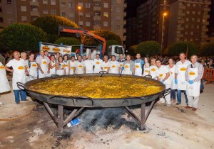 Paella gigante fiestas_mislata