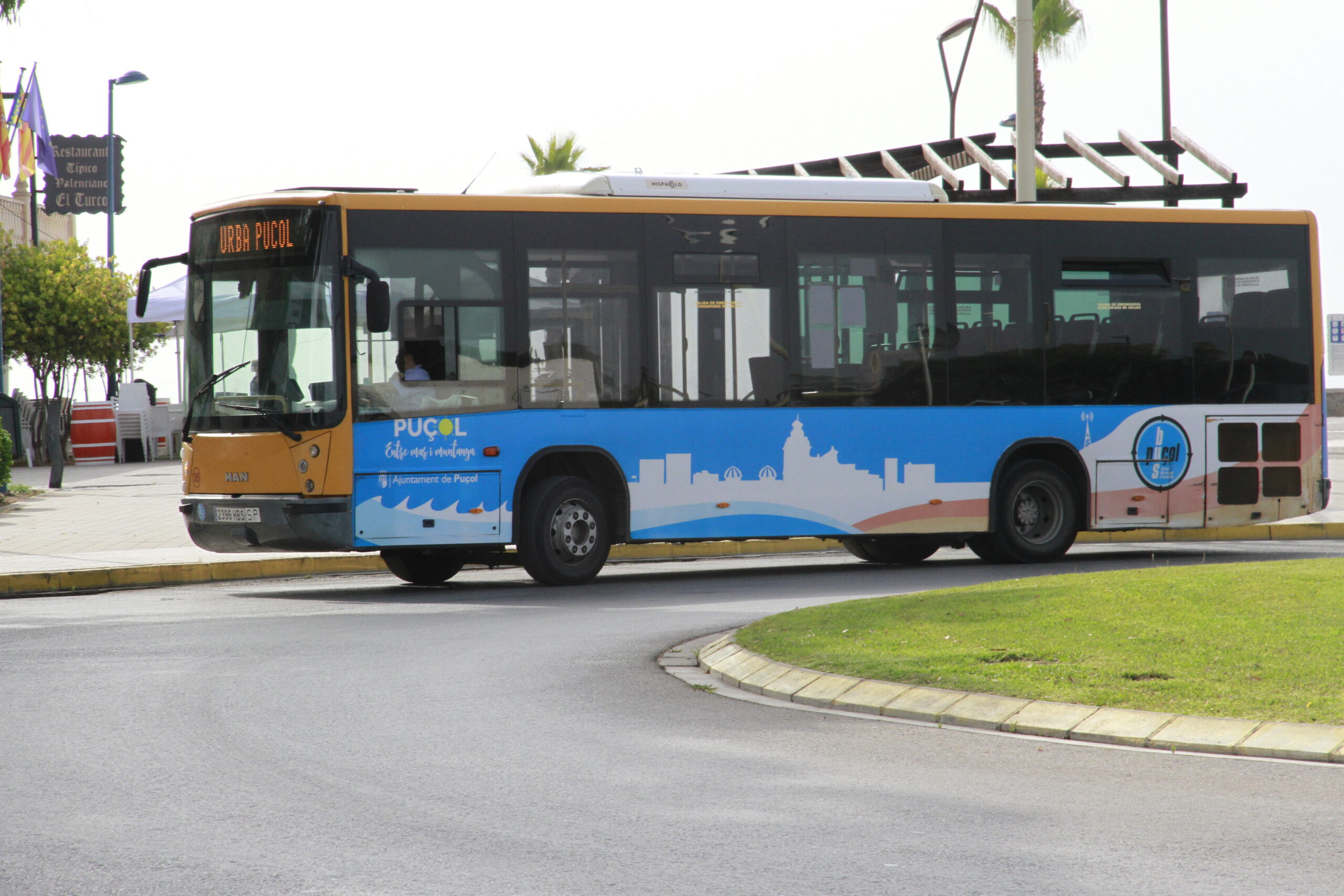 Autobús municipal y caminos escolares de Puçol