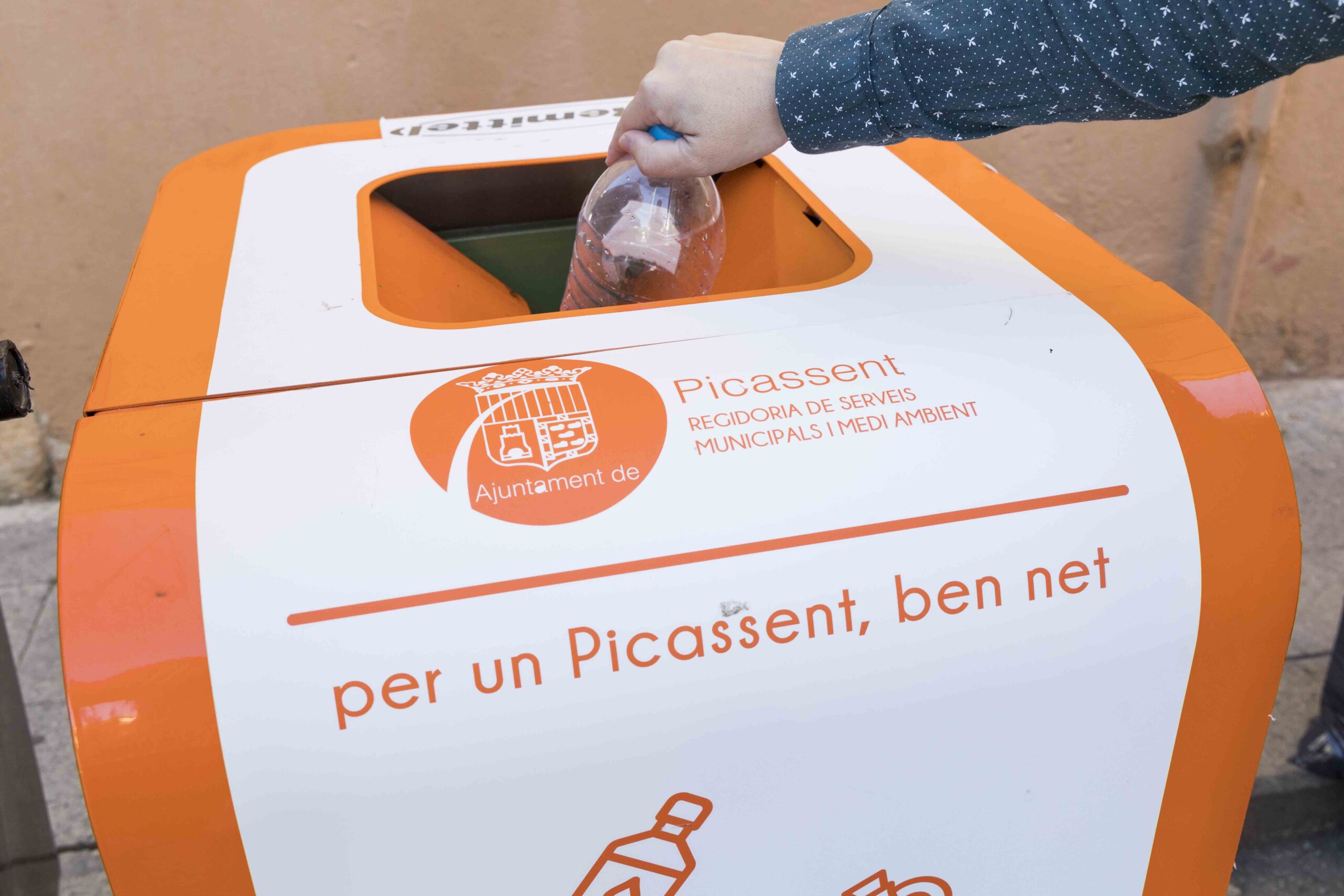 L'Ajuntament de Picassent contribueix a l'increment de recollida d'oli d'ús domèstic
